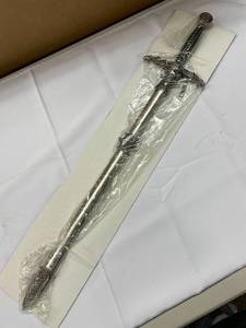 lot 14K image: 33 Replica Medieval Sword with Fantasy Celtic Design