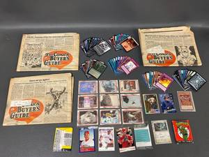 lot 21R image: Vintage Comic Magazines & Mixed Trading Cards Lot