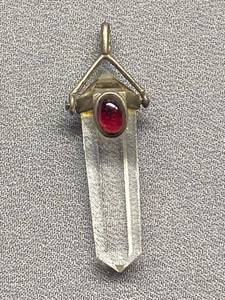 lot 33B image: Sterling Silver Clear Crystal Pendant with Gemstone