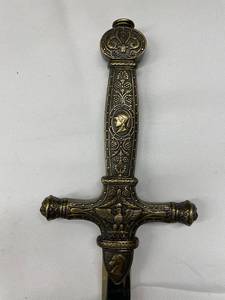 lot 45K image: Exquisite Ornate Decorative Sword with Sheath, 34