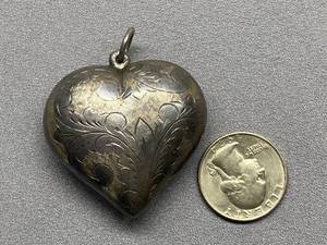 lot 47B image: Engraved Sterling Silver 925 Heart Pendant Vintage Charm