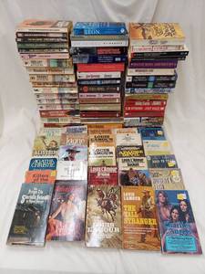 lot 55A image: Vintage Book Collection Mixed Authors, 50 Titles