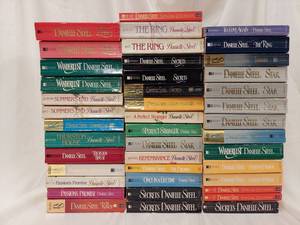 lot 59A image: Extensive Collection Of Danielle Steel Paperback Books