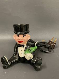 lot 70C image: Vintage Novelty Electric Cigarette Lighter