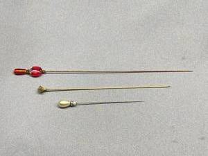 lot 73B image: Vintage Decorative Hatpins Lot