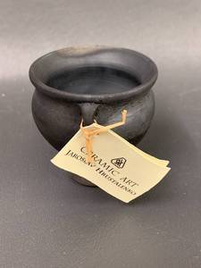 lot 84C image: Artisan Ceramic Cup by Jaroslav Hrustalenko
