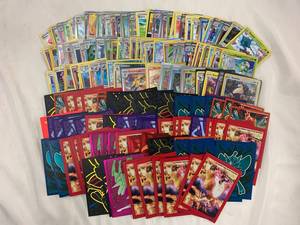 lot 21J image: Card Lot of 200 with Rare Holo and Basic Trading Cards Set