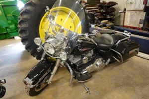 2006 Harley Davidson Road King FLHR