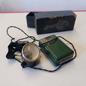 lot 36 image: RARE Vintage 1930s Nenzel Mfg Co. Nenzelite battery powered headlamp