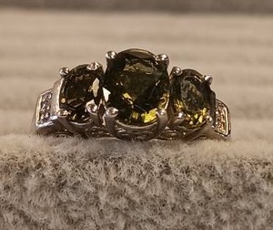 Sterling Silver Ring size 6 1/4 Olive Green Sapphire