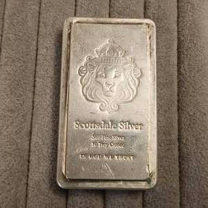 lot 9 image: 10 oz Fine Silver Bar - .999 Scottsdale Silver
