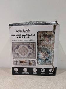 lot 81 image: NEW WYATT & ASH GERALDINE MACHINE WASHABLE AREA RUG