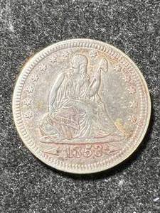 lot 27 image: 1853 ARROWS & RAYS US SEATED LIBERTY QUARTER AU