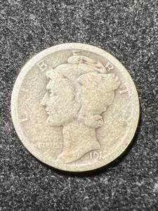 lot 37 image: 1918-D US MERCURY DIME VG