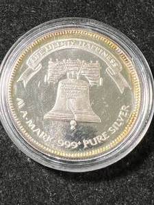 lot 58 image: 1 TROY OZ .999 FINE SILVER LIBERTY ROUND IN AIRTITE