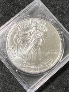 lot 66 image: 2016 AMERICAN SILVER EAGLE 1 TROY OZ .999 FINE SILVER IN CASE