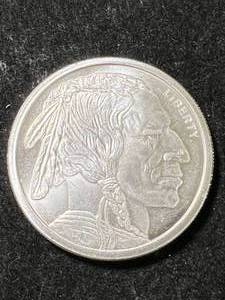 lot 81 image: 1 TROY OZ .999 FINE SILVER BUFFALO INDIAN ROUND