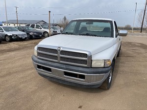 lot 23 image: 1997 Dodge Ram 1500