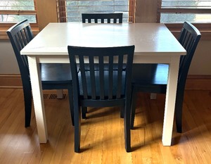 lot 23 image: Charming Childrens Wooden Table with Four Chairs