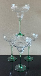 lot 77 image: Four Crystal DArques Durand Sombrero Arch and Diamond Margarita Glasses