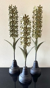 lot 113 image: Lovely Metal Floral Stem Decorative Figurines by Global Views