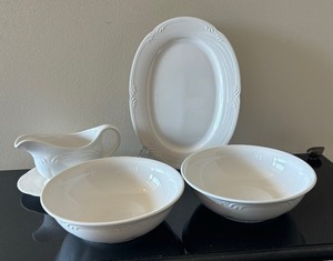 lot 125 image: Pfaltzgraff Platter, Serving Bowls and Gravy Boat