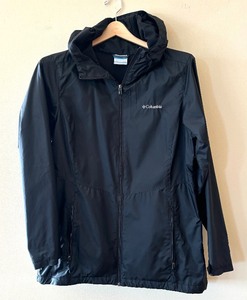 lot 45A image: Columbia Black Windbreaker Style Coat  Jacket Size Large