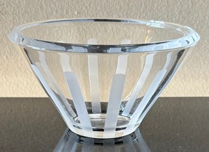 lot 137 image: Wedgwood Glass Bowl by Vera Wang