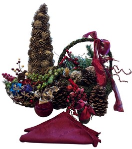 lot 181 image: Decorative Christmas Decor