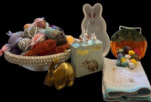 lot 100 image: Fabulous Easter Decor Variety and Great Together or Separately