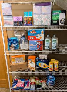 lot 204 image: Large Variety of Household Essentials