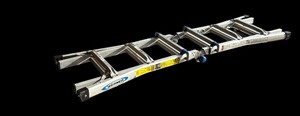 lot 274 image: Werner MT-13 Extension Ladder