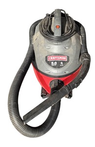 lot 270 image: Craftsman Portable 4 Gallon WetDry Vac