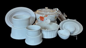 lot 190 image: Assorted Kitchen Dishes including Corning Ware, Casserole Dishes and More