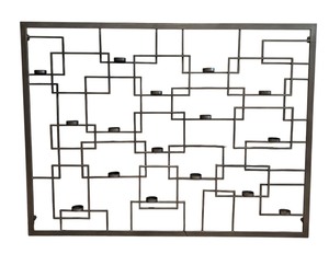 lot 50 image: Pewter Colored Metal Wall Hanging including Tea Lights
