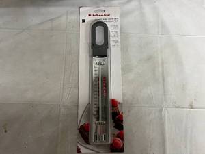 lot 24 image: KitchenAid Candy& Deep Fry Thermometer
