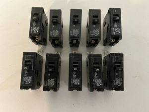 lot 94 image: Siemens 20AMP Bolt On Circuit Breakers 1Pole  120240 VAC B120