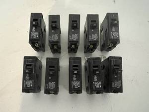 lot 99 image: Siemens 20AMP Bolt On Circuit Breakers 1Pole  120240 VAC B120
