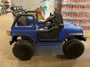 lot 113 image: Battery Operated Kids Jeep-NO BATTERY
