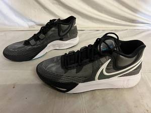 lot 54 image: Nike Kyrie 8 BlackMercury Grey - 11.5