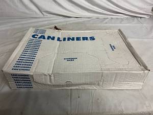 lot 308 image: 250ct of 33 Gallon MediChoice Can Liners