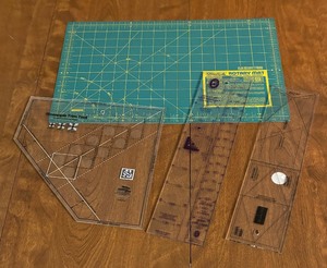 lot 98 image: Olfa Rotary Mat with Templates