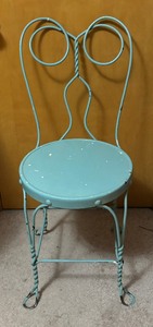 lot 100 image: Vintage Blue Painted Ice Cream Parlor Style Metal Chair