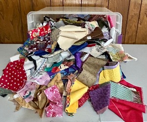 lot 162 image: Large Bin of Sewing Scraps