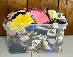 lot 153 image: Large Bin of Sewing Scraps