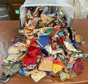 lot 274 image: Huge Bin of Fabric Scraps and Remnants