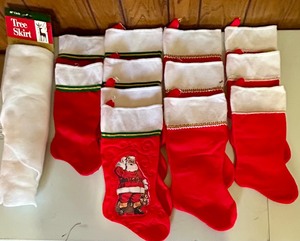 lot 231 image: Twelve New Christmas Stockings and Tree Skirt for Crafting