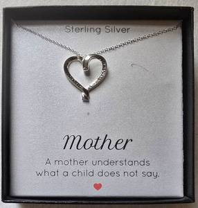 lot 288 image: New In Box Sterling Silver Mothers Pendant