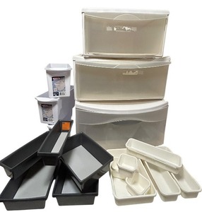 lot 342 image: Extra Storage for Organizing