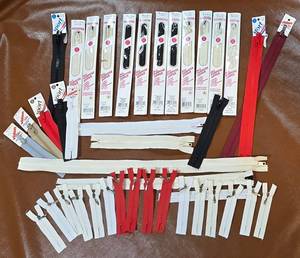 lot 313 image: Zippers Galore